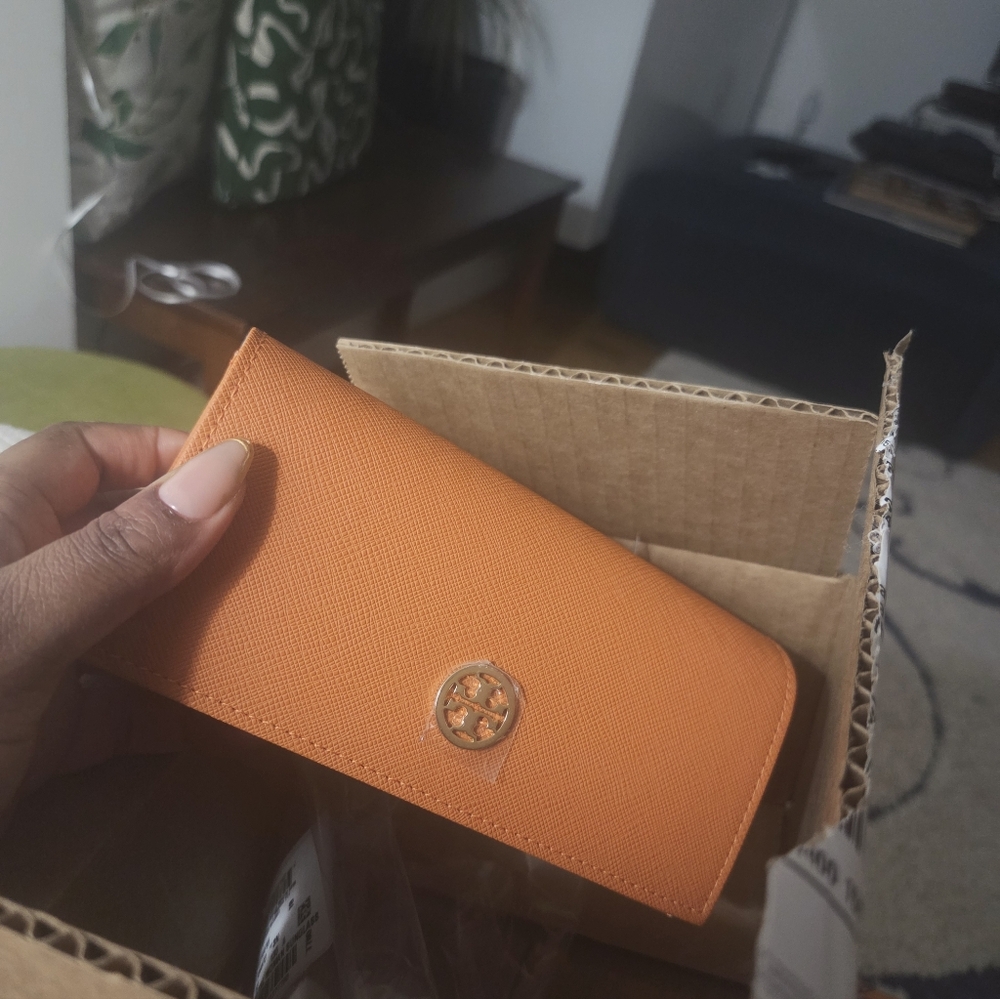 Tory Burch Gold Cat-Eye Sunglasses - Picture 3 of 5
